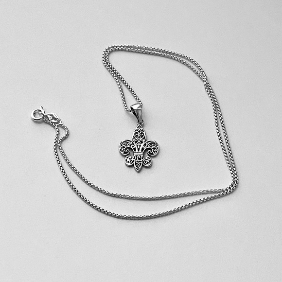 Sterling Silver Filigree Fleur De Lis Necklace, Saints Necklace, Silver Necklace - Picture 1 of 13